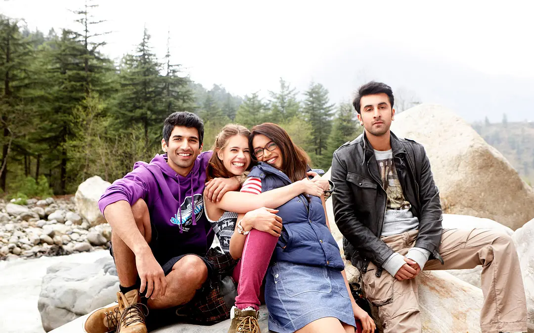 Yeh Jawaani Hai Deewani: Friendship, Love, and Life’s Unforgettable Journeys